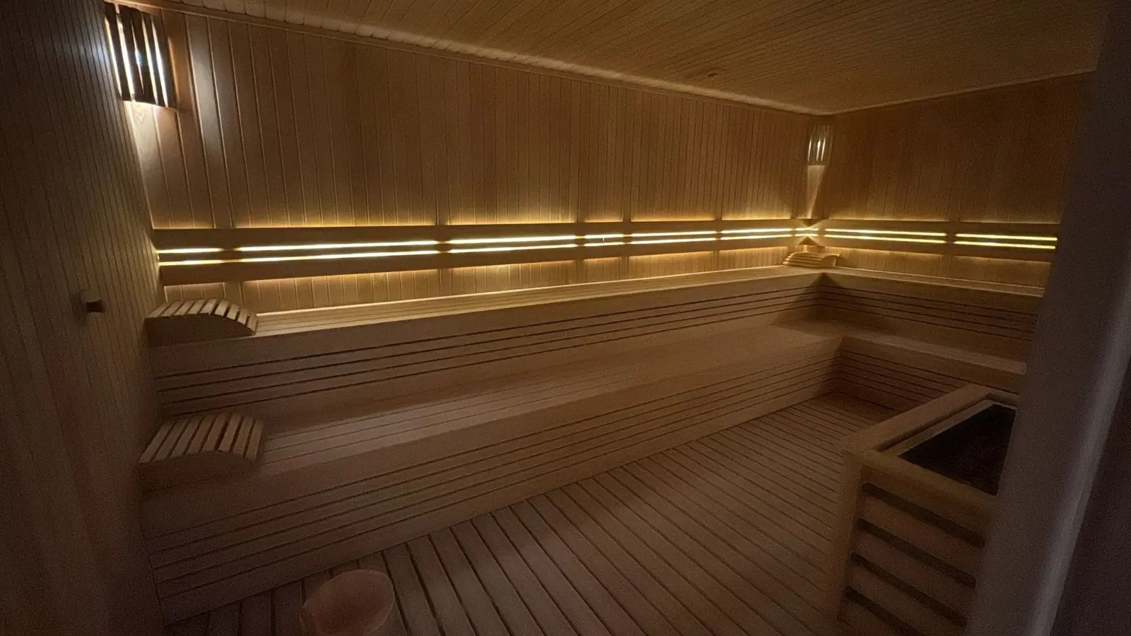 Relaxing sauna